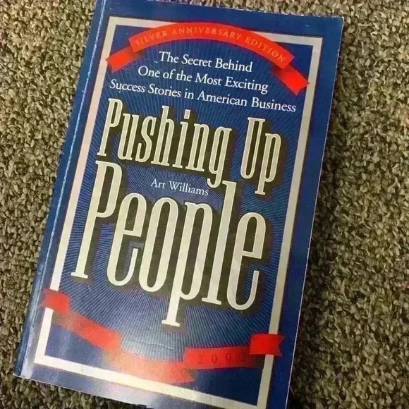 Bundle of books - Picture 8 of 16